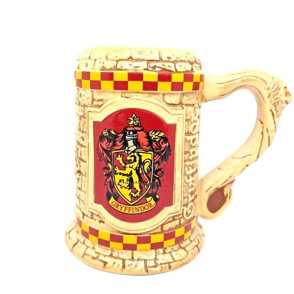 The Wizarding World of Harry Potter Warner Bros Gryffindor Mug Universal Orlando - Picture 2 of 3